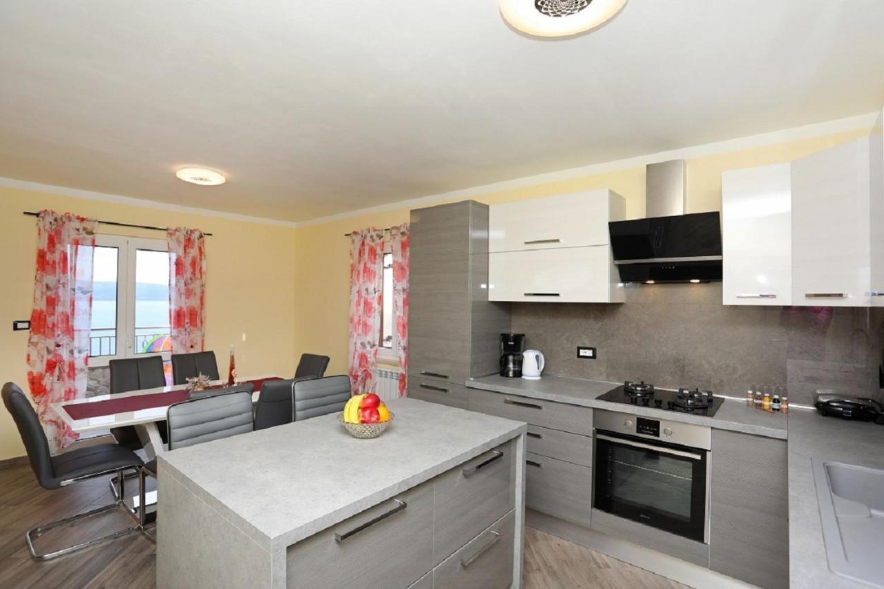Victory Apartment *