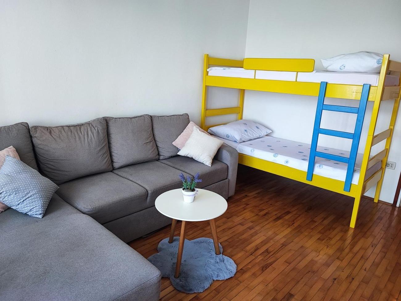 Victory Apartment Ravni